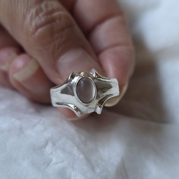 Vintage 925 Cats Eye Moonstone Solitaire Ring with Moonstone Size 8 - Picture 7 of 14